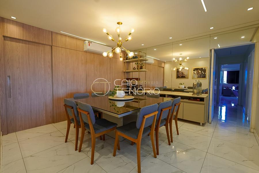 APARTAMENTO COM 4 SUÍTES NO FAROL